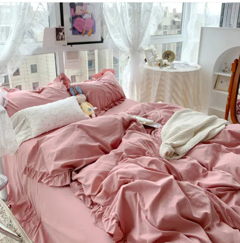 Lace Three-Piece Bed Set